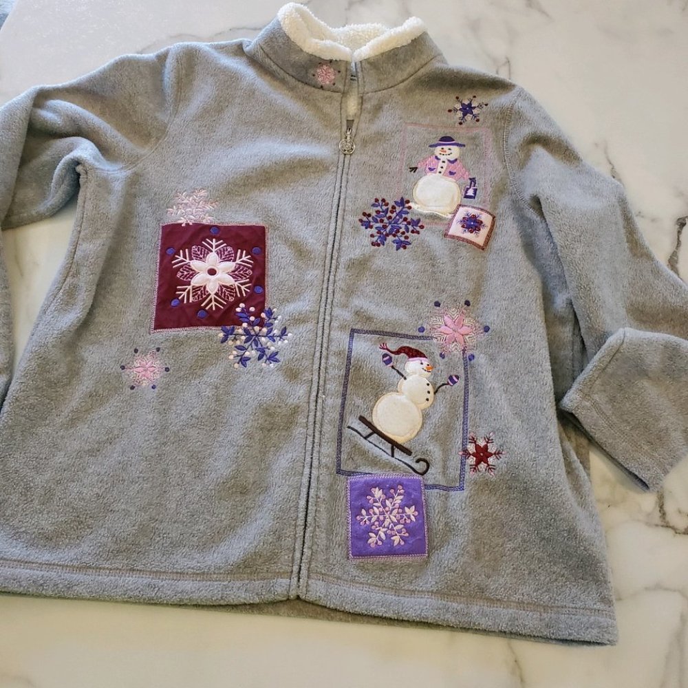 Croft & Barrow Gray Cardigan with Snowman Design